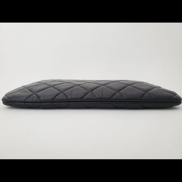 SOLD Chanel Classic O Case - Picture 7 of 9